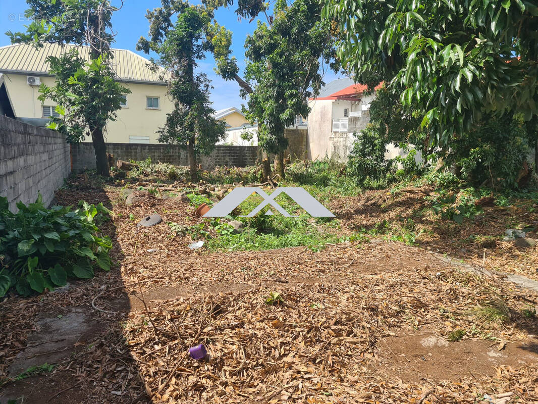 Terrain à SAINT-ANDRE