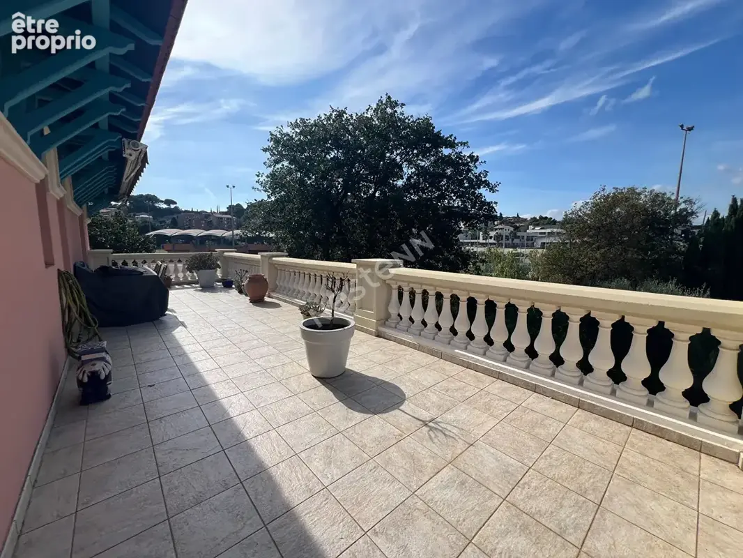 Appartement Carqueiranne 4 pièce(s) 93 m2 - photo 6
