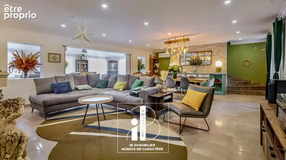 Boissise la bertrand, une maison de 266 m² - jardin clos 1 449 m² - photo 2