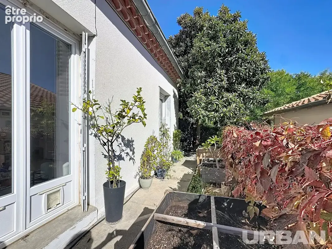 Castelnau le lez centre - villa t4 sur parcelle de 387 m² - photo 10