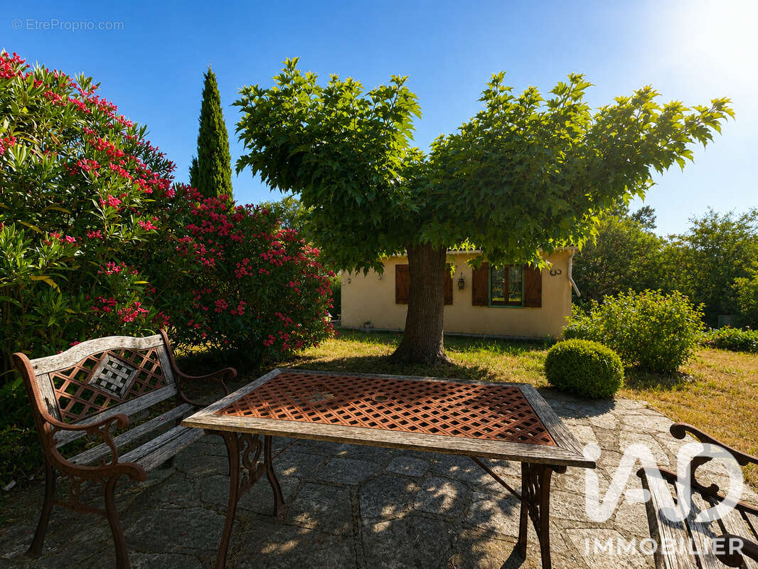 Photo 2 - Maison à GAREOULT