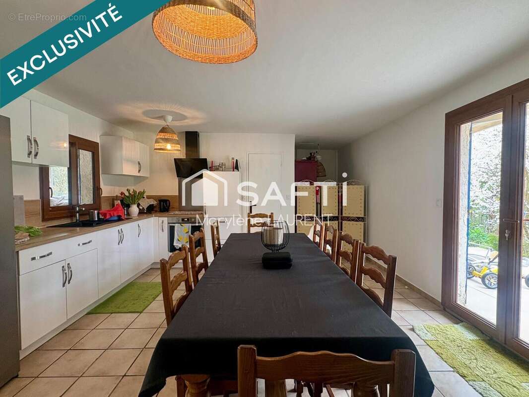 Photo 3 - Maison à COLLOBRIERES