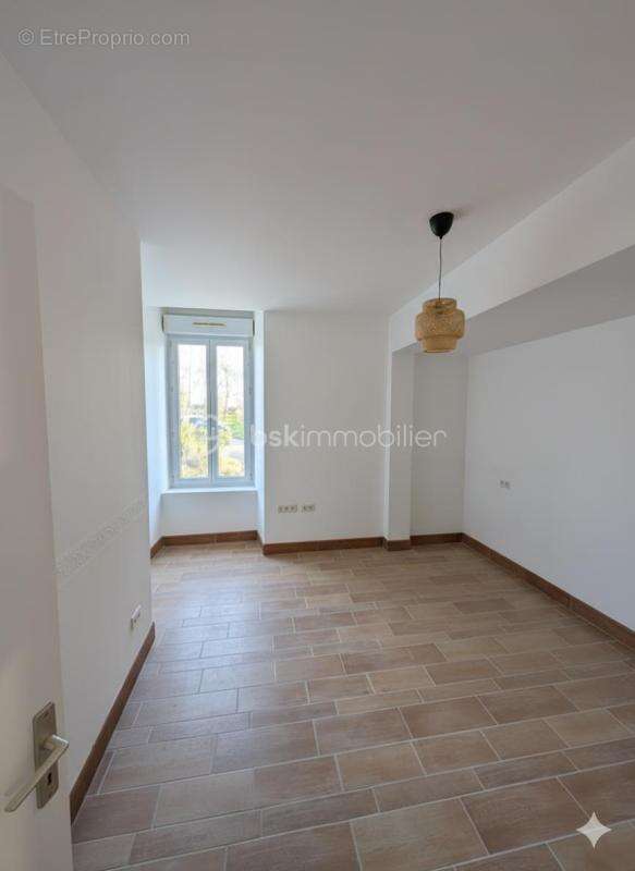 Appartement à MONTAUBAN-DE-BRETAGNE