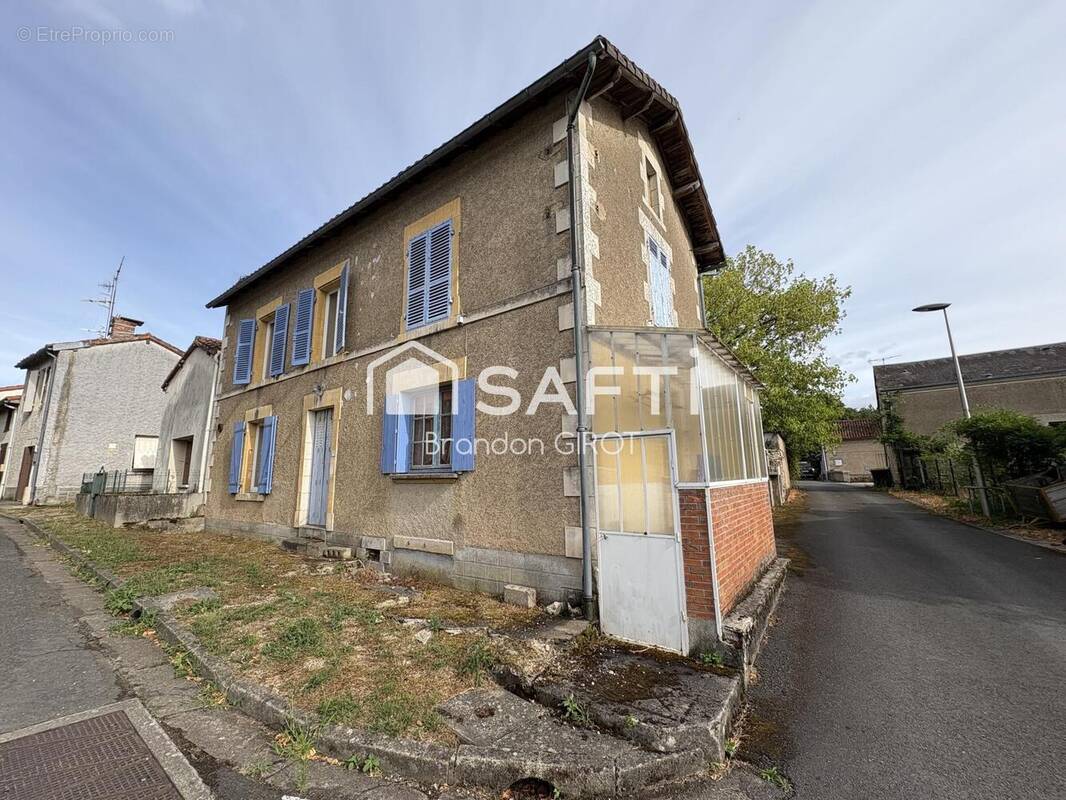 Photo 1 - Maison à MOUSSAC