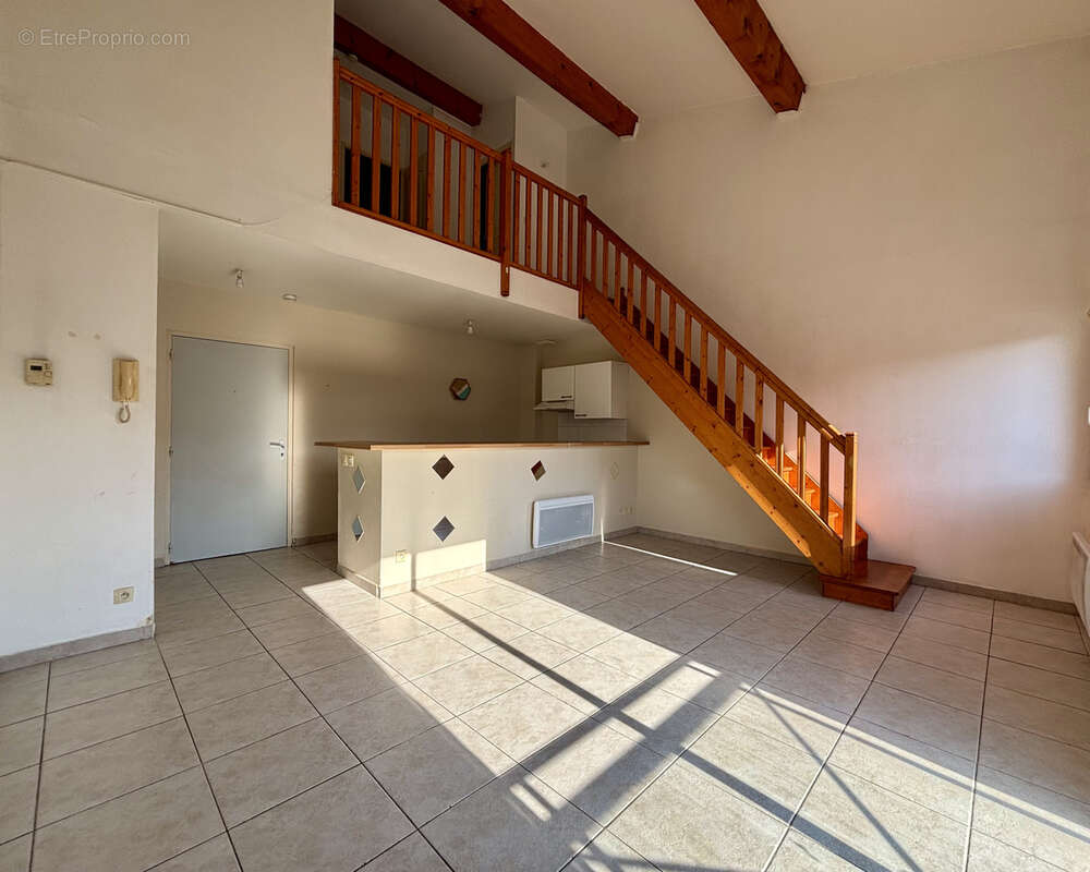 À vendre   t3 duplex de 56 m2 avec parking privatif   saint-assiscle - photo 3