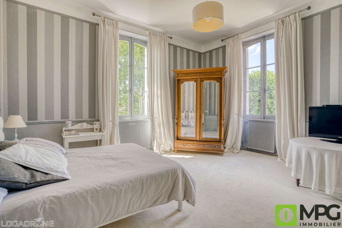 Maison à VILLENEUVE-SUR-LOT