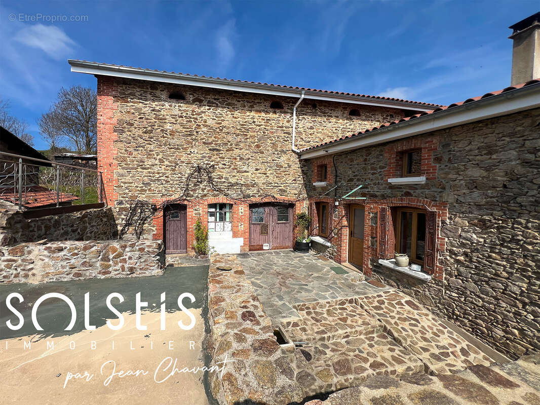 Maison à SORBIERS