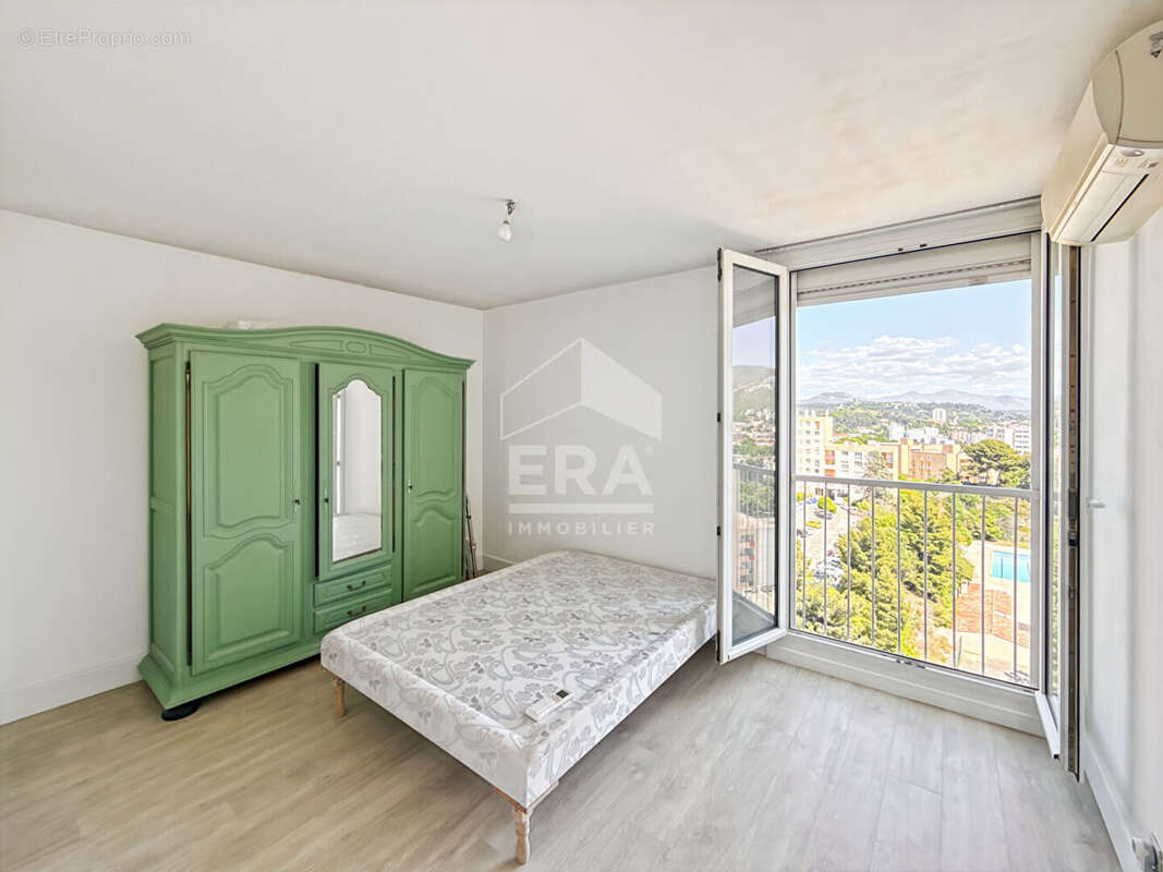 Appartement à MARSEILLE-11E