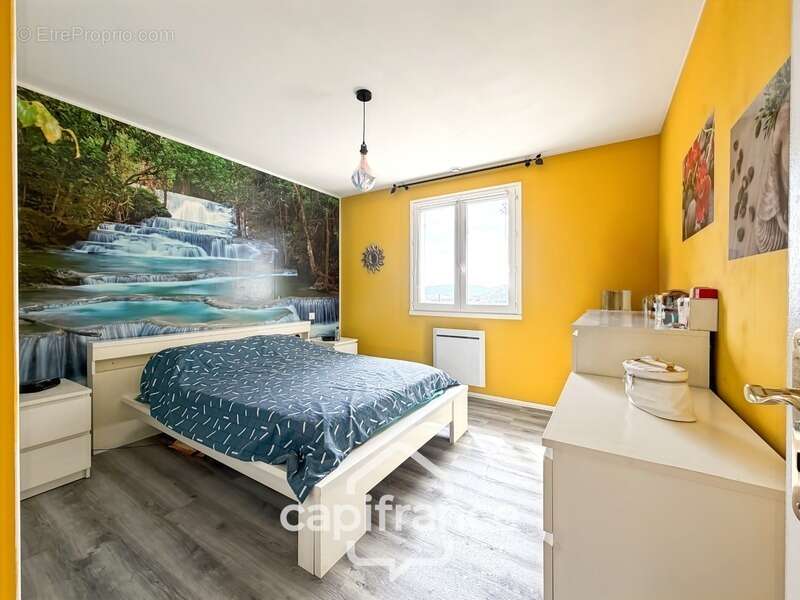 Maison à vendre Sur les hauteurs de Givors avec une Vue panoramique sur le Rhône - photo 12