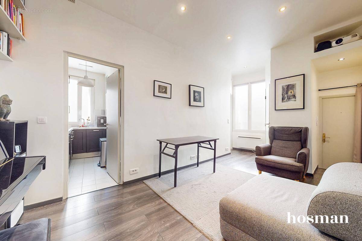 Appartement à PARIS-20E