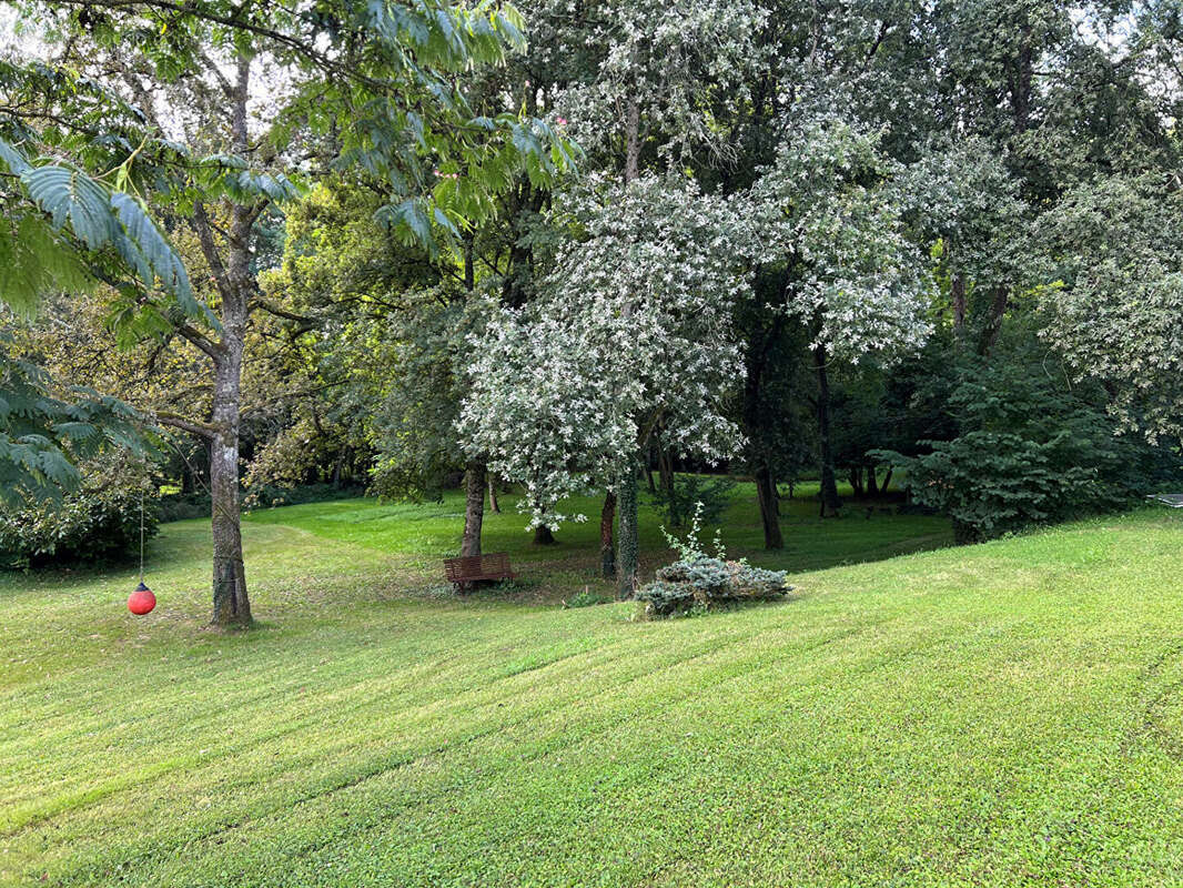 Maison à PARCAY-MESLAY