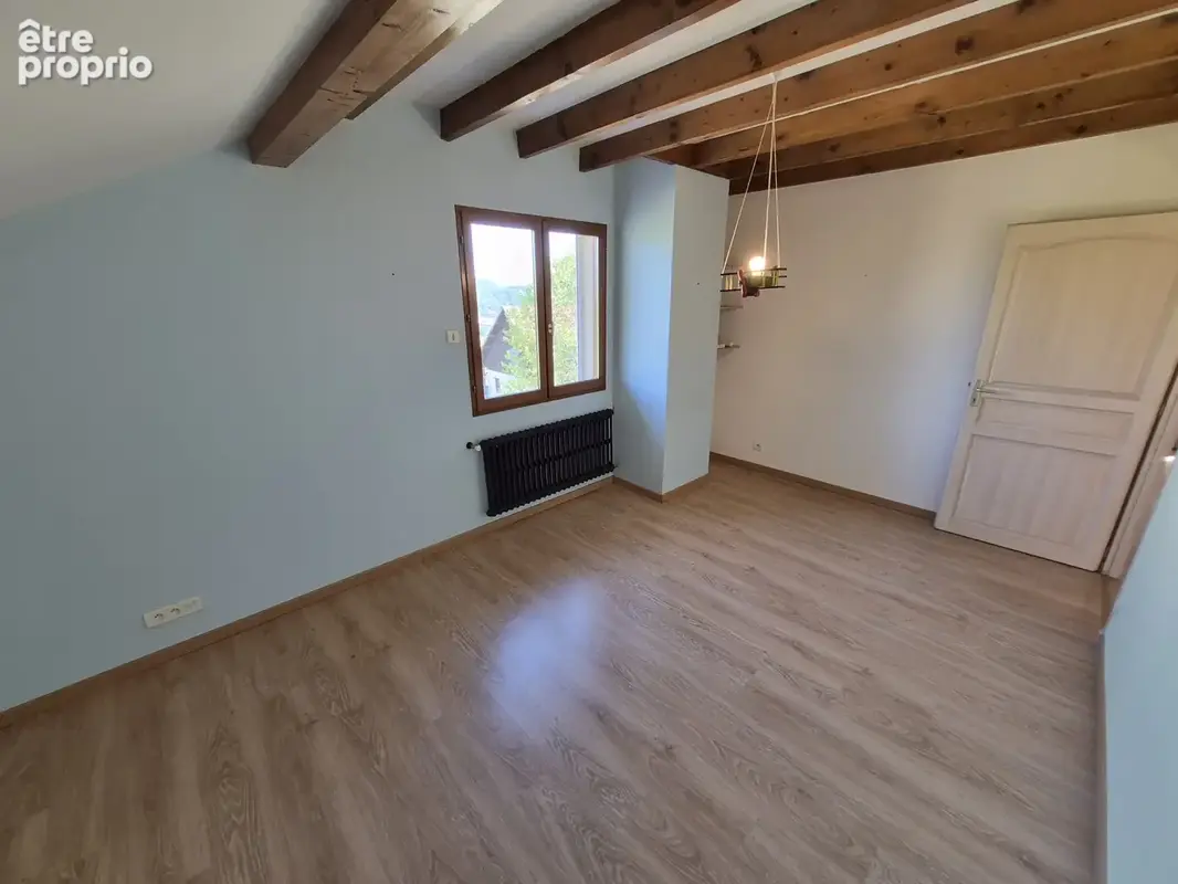 Maison individuelle de 142 m2 édifiée sur un terrain de 3115 m2 - photo 8
