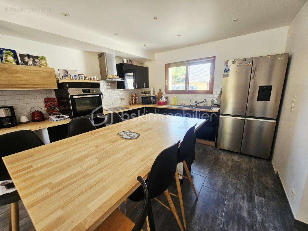 Maison contemporaine 150 m² – 4 chambres, suite parentale, double garage et grand terrain aux portes de Redon - photo 5
