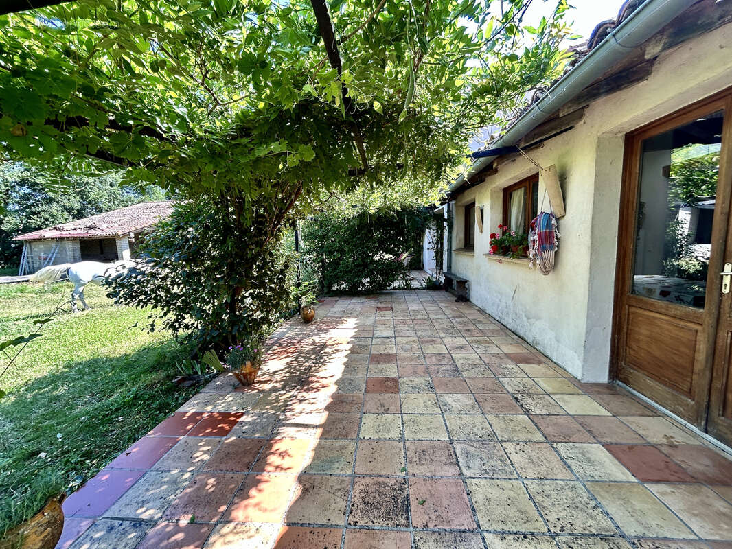 Maison à LAGRAULET-SAINT-NICOLAS