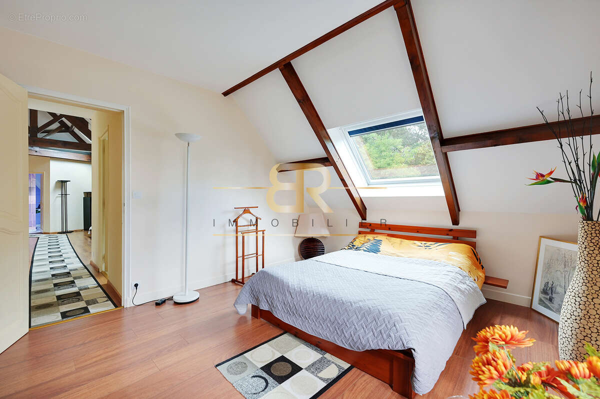 Maison à SUCY-EN-BRIE