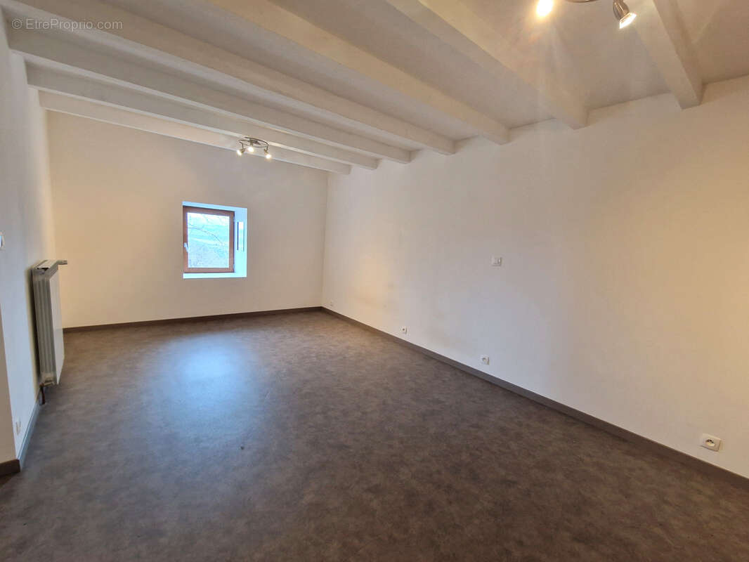 Maison à AURIAC-L'EGLISE