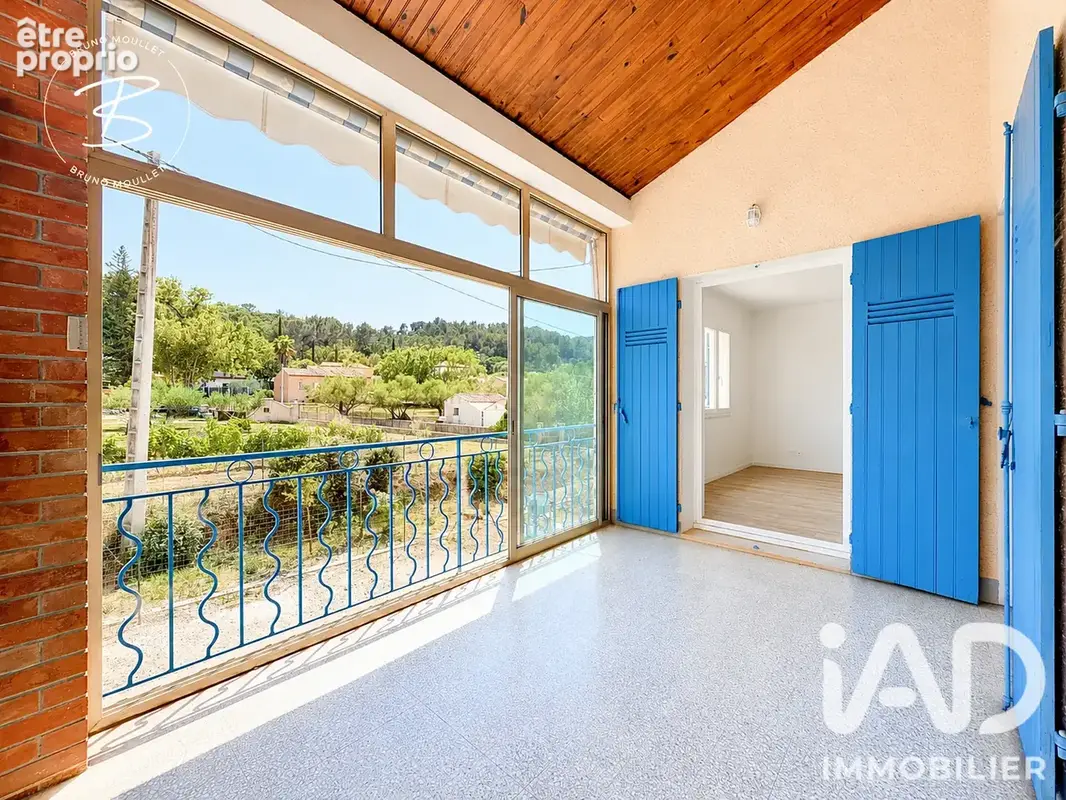 Photo 1 - Appartement à PIERREFEU-DU-VAR