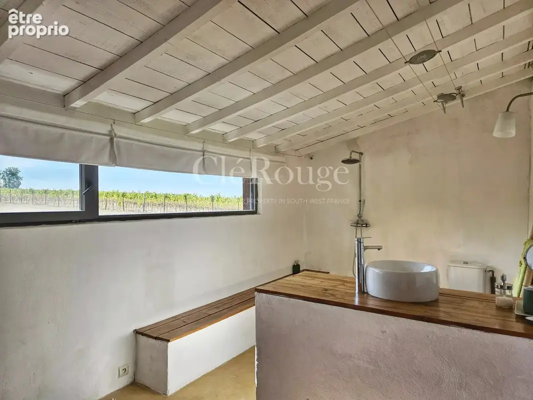 Proche de Pellegrue – Exceptionnel havre de créativité avec gîte et vues panoramiques - photo 29