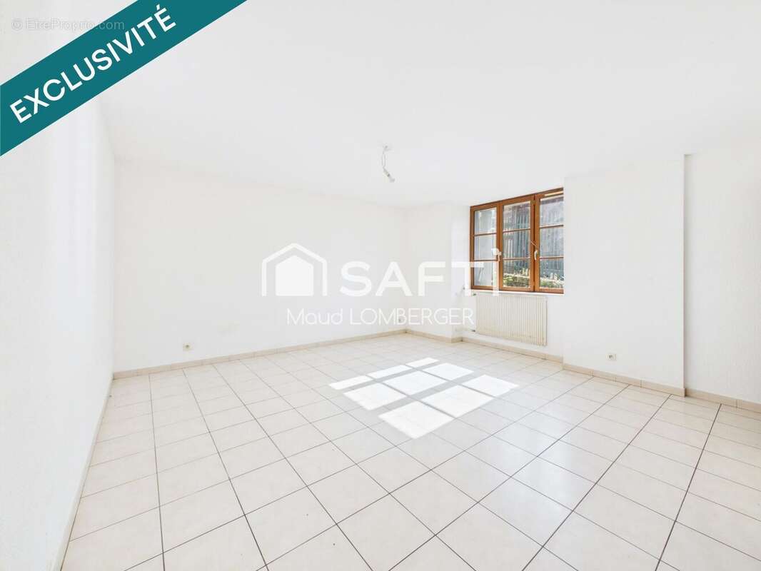 Maison 165 m² à Beaujeu-Saint-Vallier-Pierrejux-Et-Quitteur  - photo 2