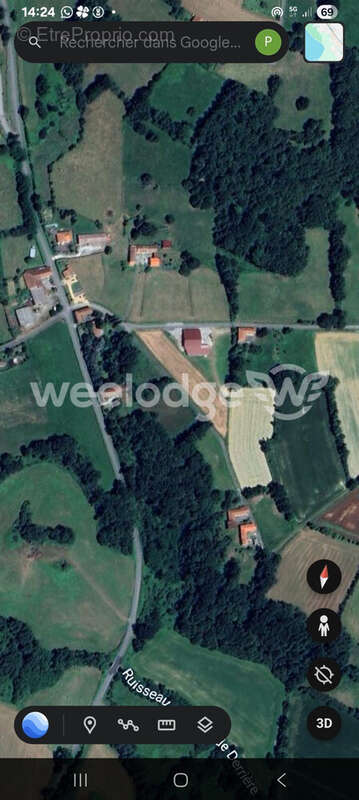 Terrain à LES TOURREILLES