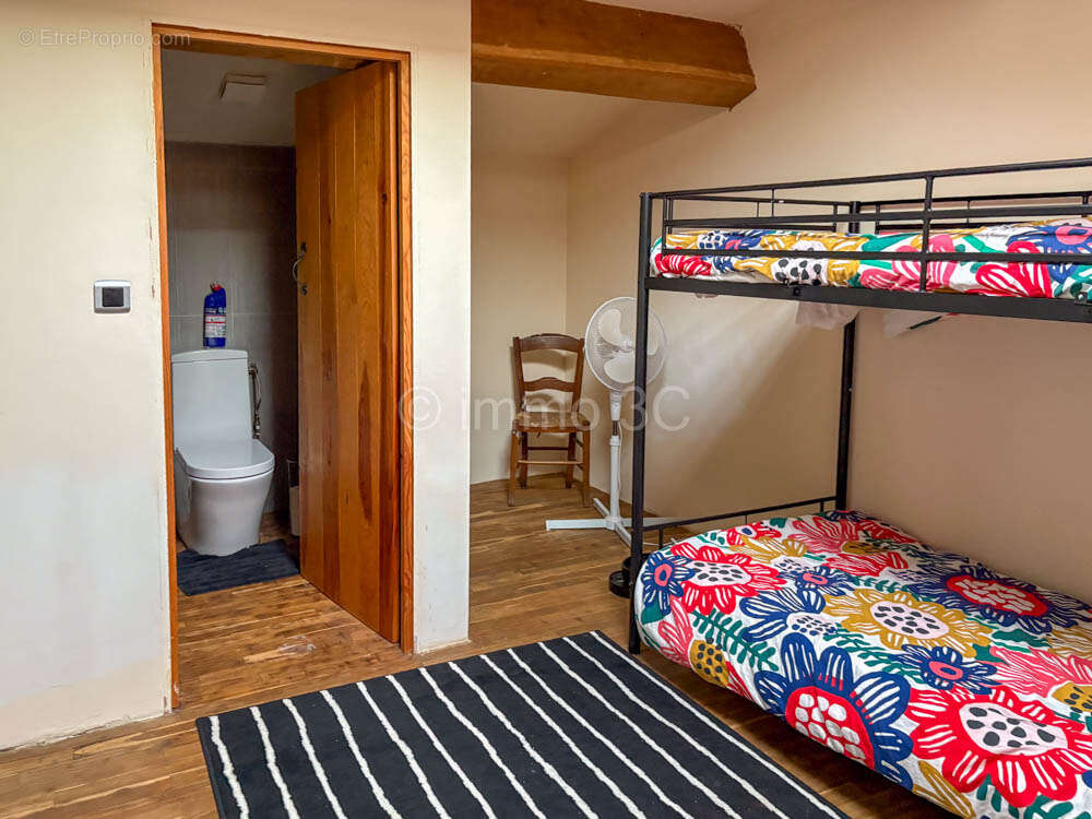 Maison à SAUZE-VAUSSAIS