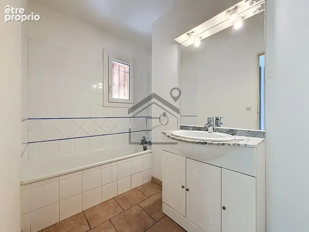 Maison 4 pièces 81 m² à vendre à Vitrolles (13127) - photo 7