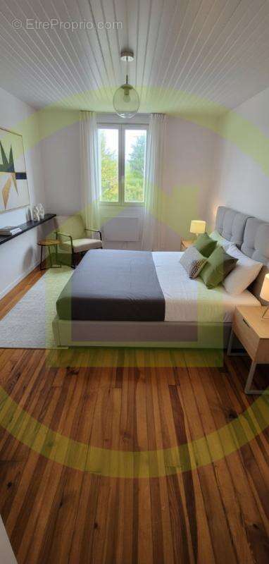 Maison à CREVECOEUR-LE-GRAND