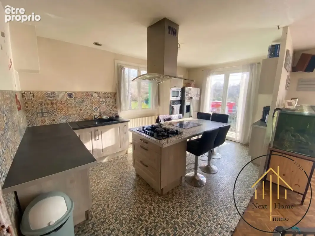 Maison 6 pièces 121 m² à vendre à Chalais (16210) - photo 4
