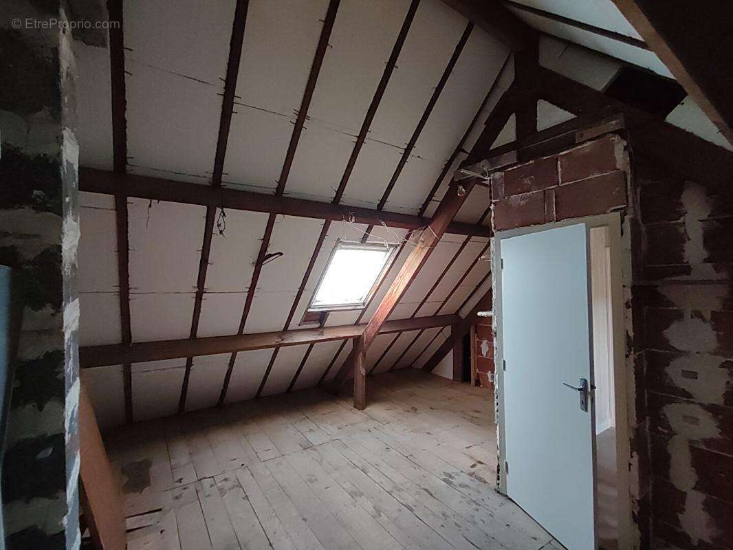 MAISON 29370 ELLIANT , 5 chambres - photo 13