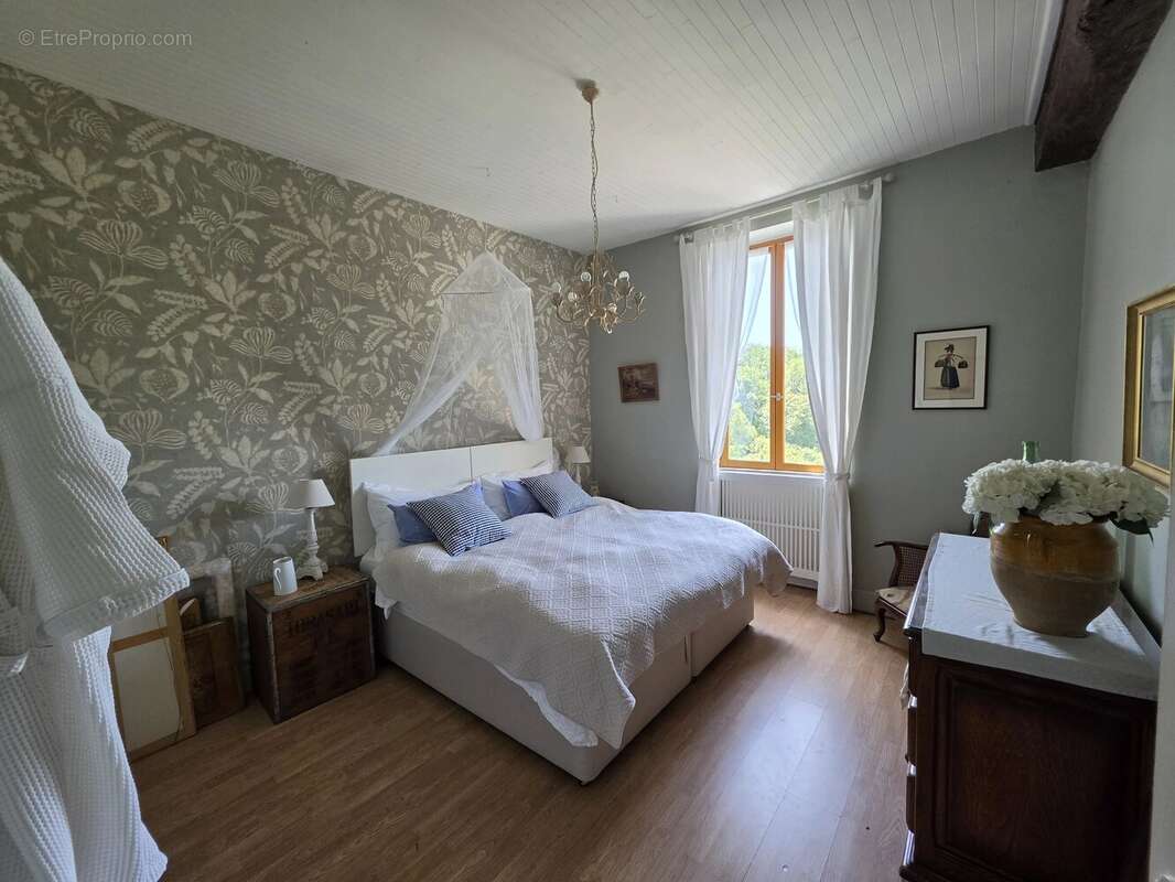 Maison à NERAC