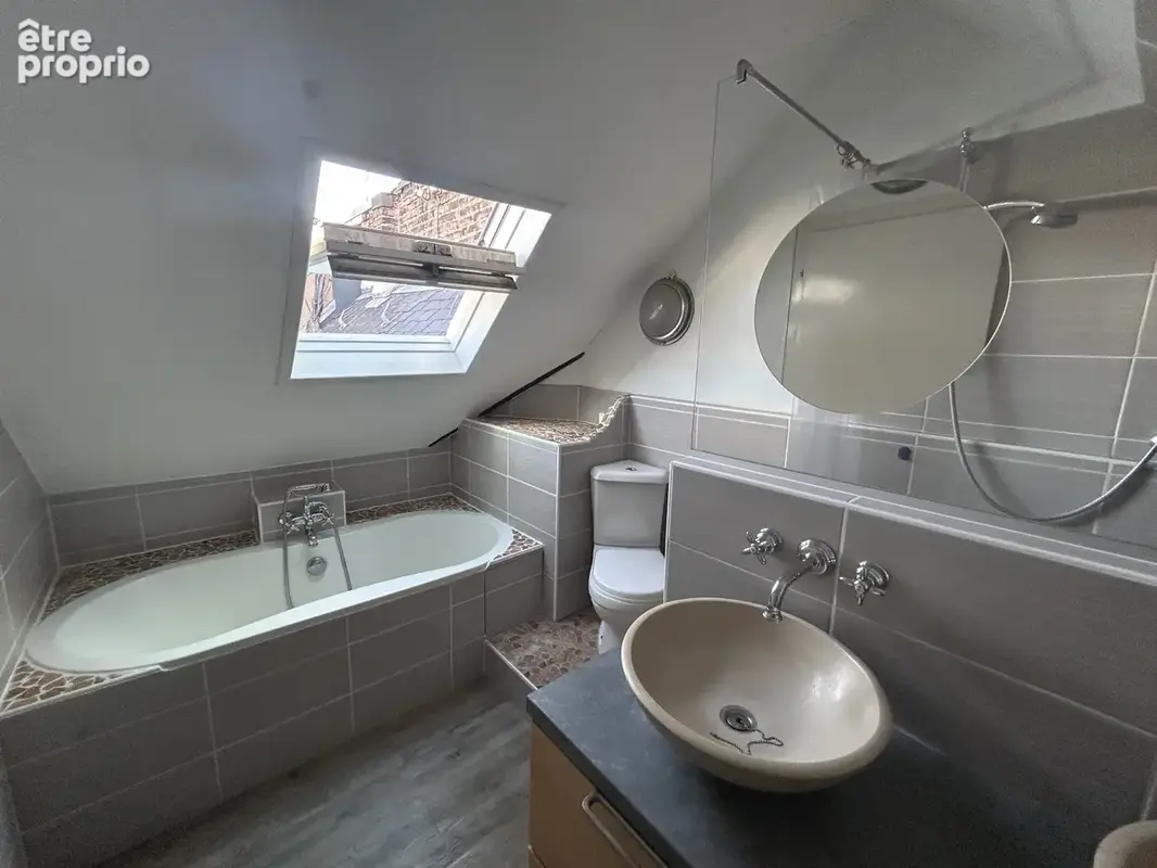 Duplex de caractere- 4 pieces dernier etage avec ascenseur -strasbourg centre 120 m2 au sol - photo 5