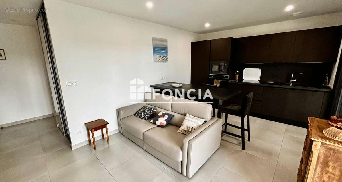 Appartement à SANARY-SUR-MER