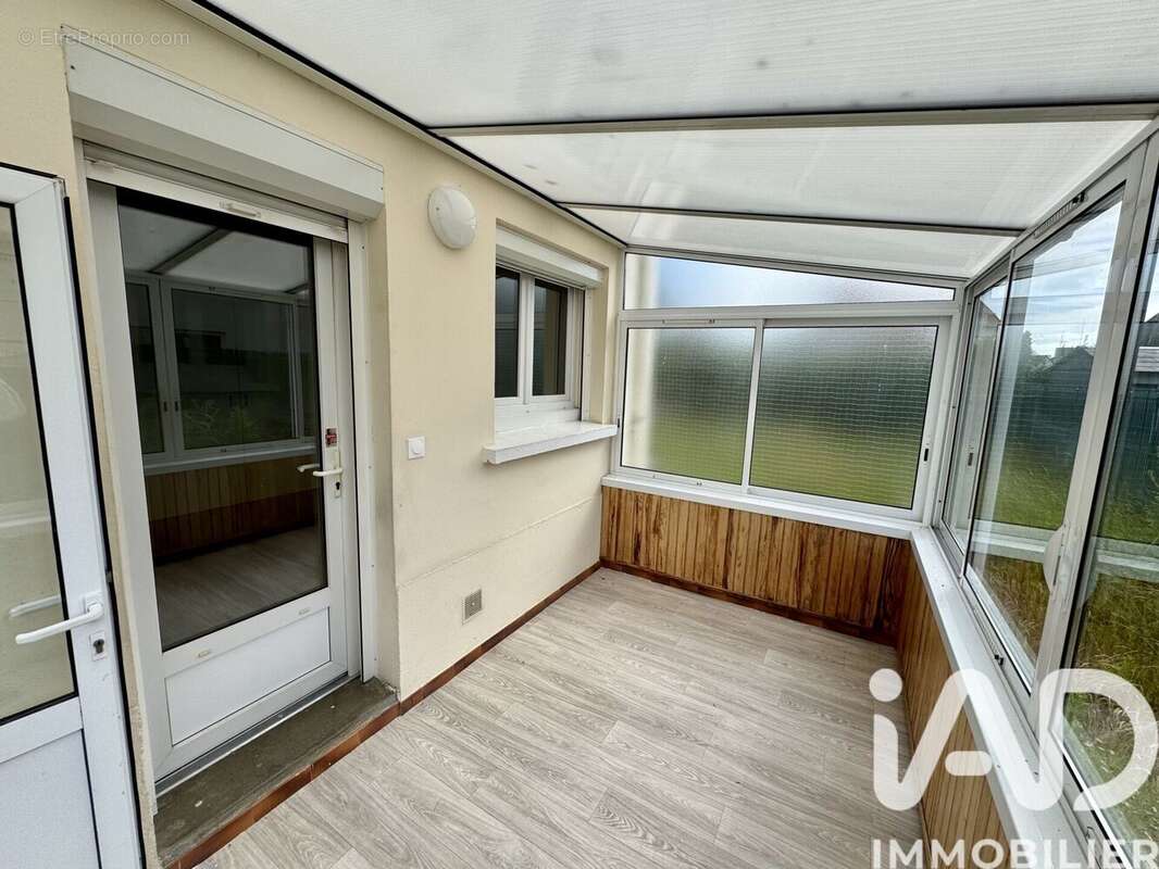 Maison 60 m² à Saint-Andre-Des-Eaux  - photo 2