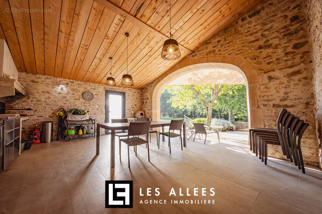 Maison à LA REPARA-AURIPLES