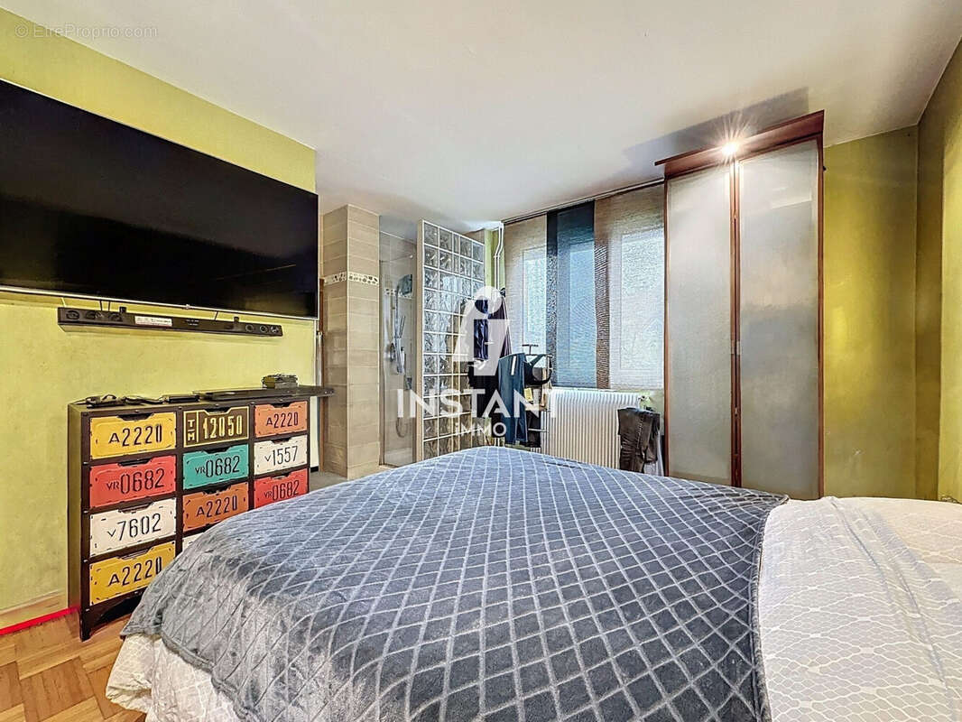 Maison à LE PERREUX-SUR-MARNE