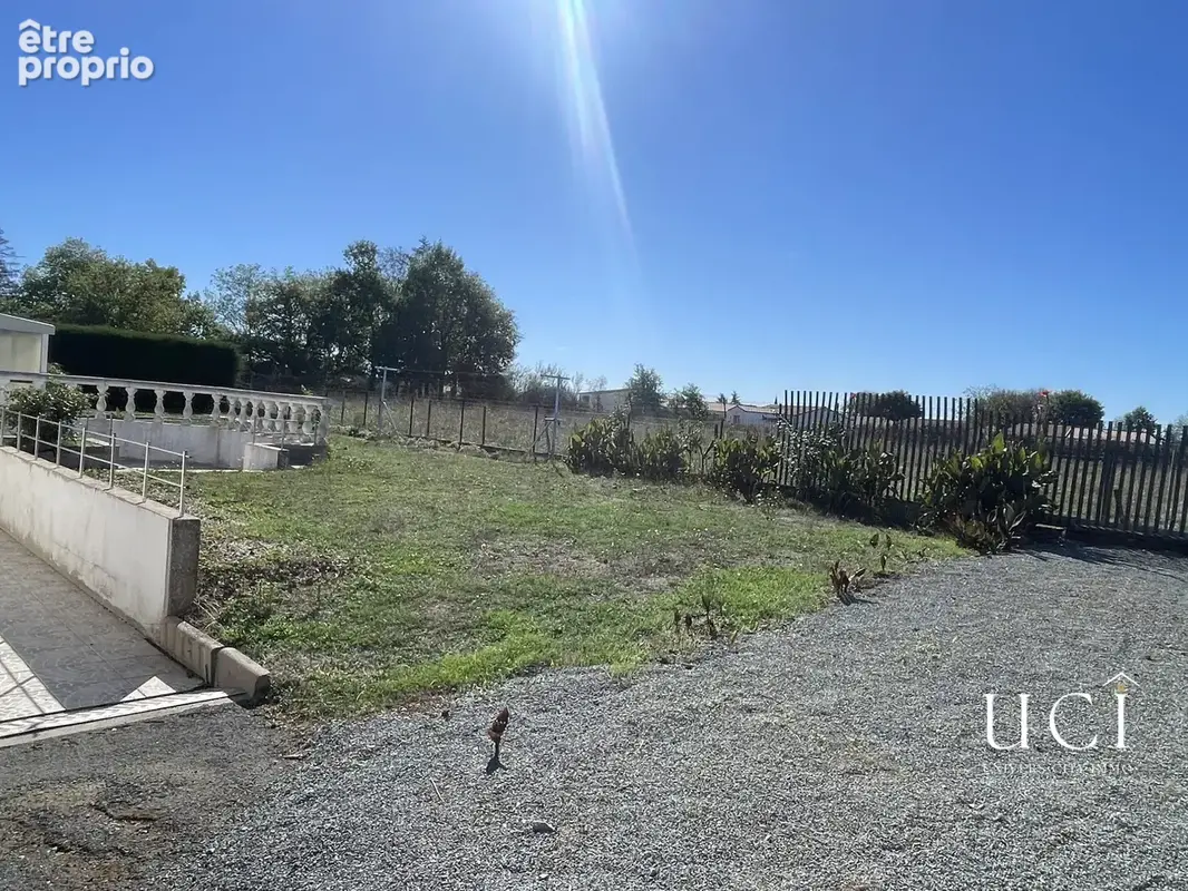 Maison 5 pièces 92 m² à vendre à Saint-Martin-Des-Noyers (85140) - photo 3