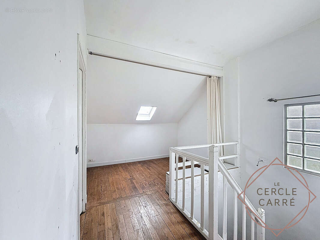 Palier - Maison à VILLIERS-SUR-MARNE