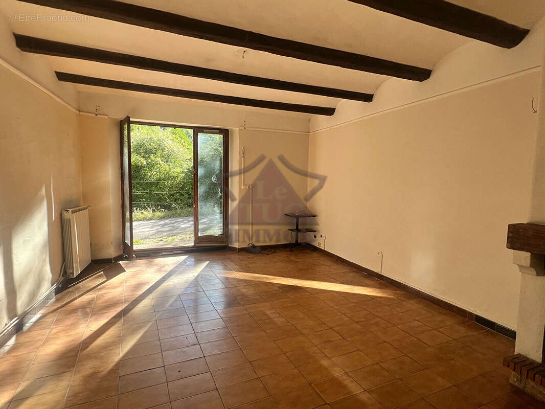 Maison à MOLIERES-SUR-CEZE