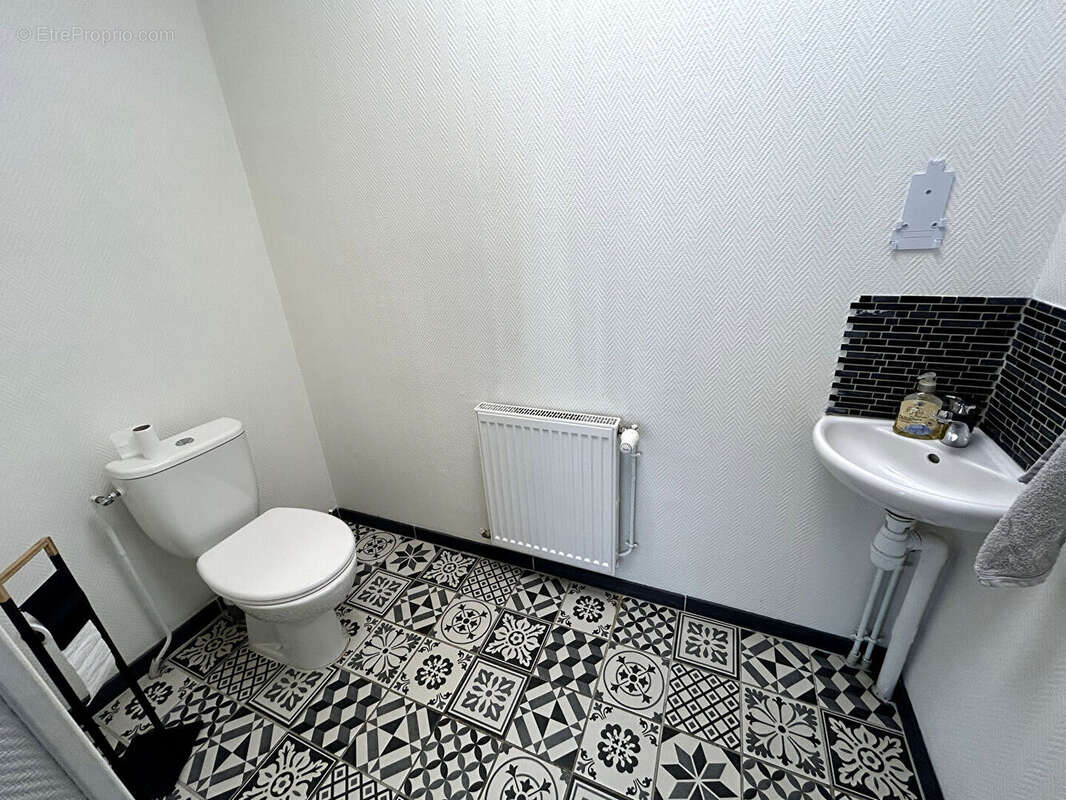 Autre à NEVERS