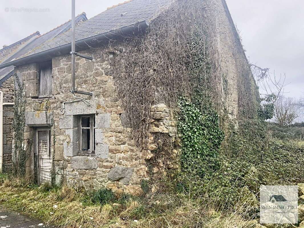 Maison à SAINT-OUEN-DES-ALLEUX