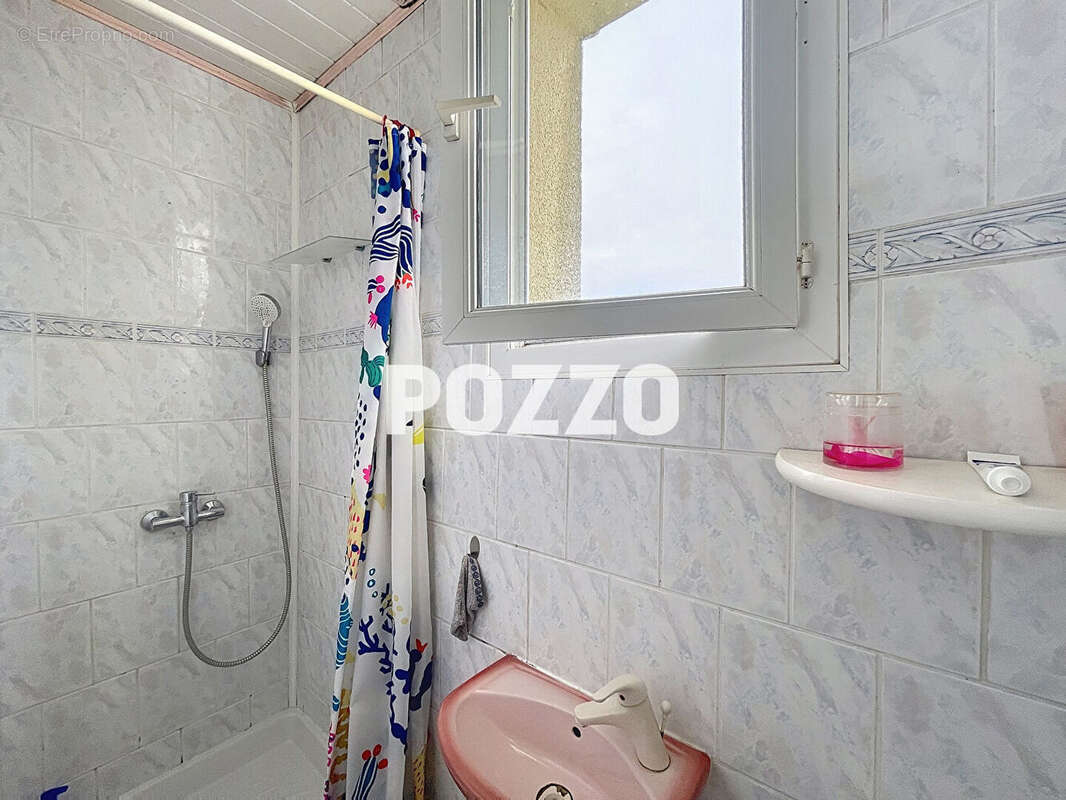 Maison à FLEURY-SUR-ORNE