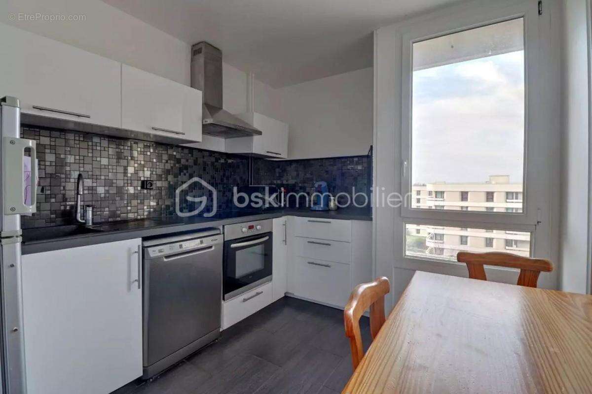 Appartement à ELANCOURT