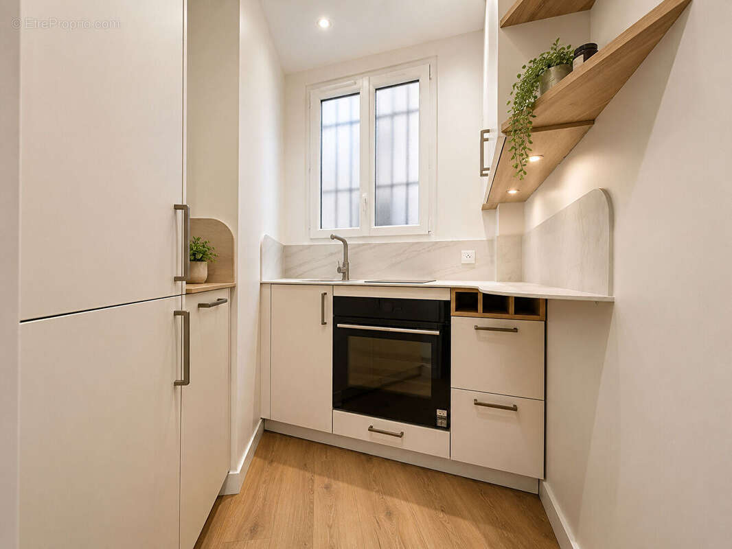 Appartement à PARIS-18E