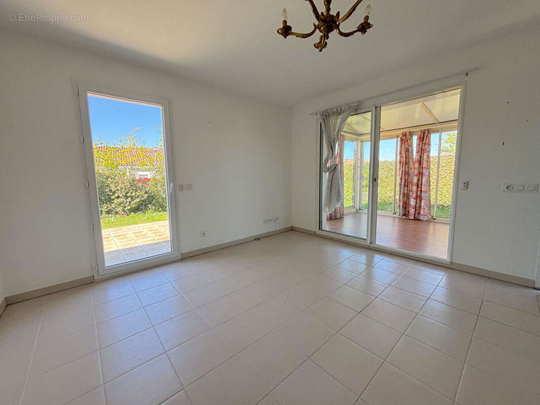 Maison Medis 2 pièce(s) 69 m2 - photo 2