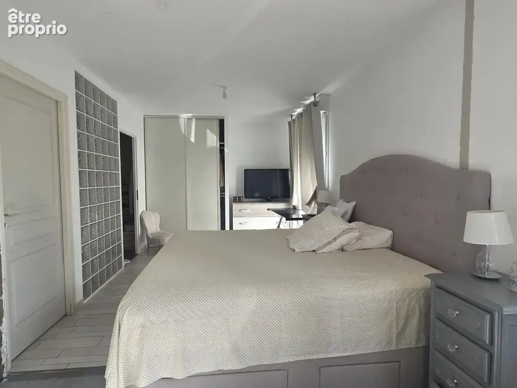 Maison 5 pièces 137 m² à vendre à Loigne-Sur-Mayenne (53200) - photo 4