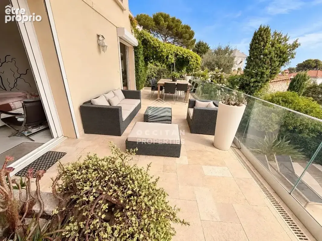 Villa 6 Pièces - Quartier Europe - Piscine - photo 5