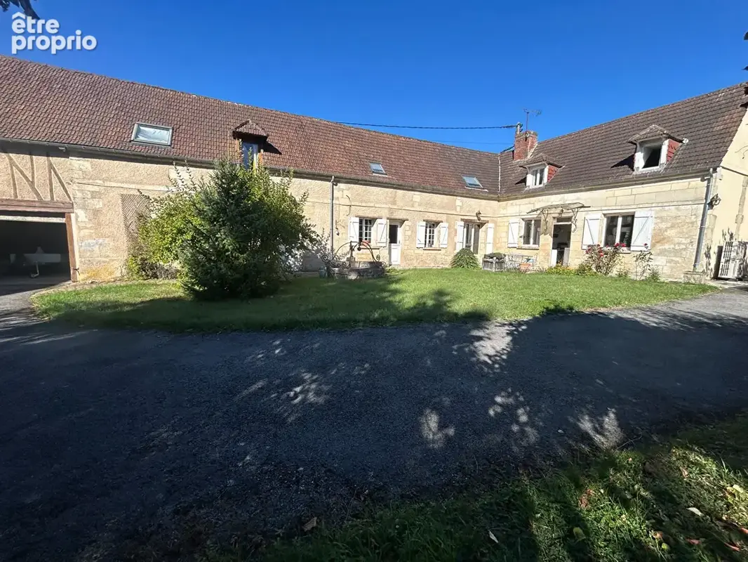 Maison à SAINTE-GENEVIEVE