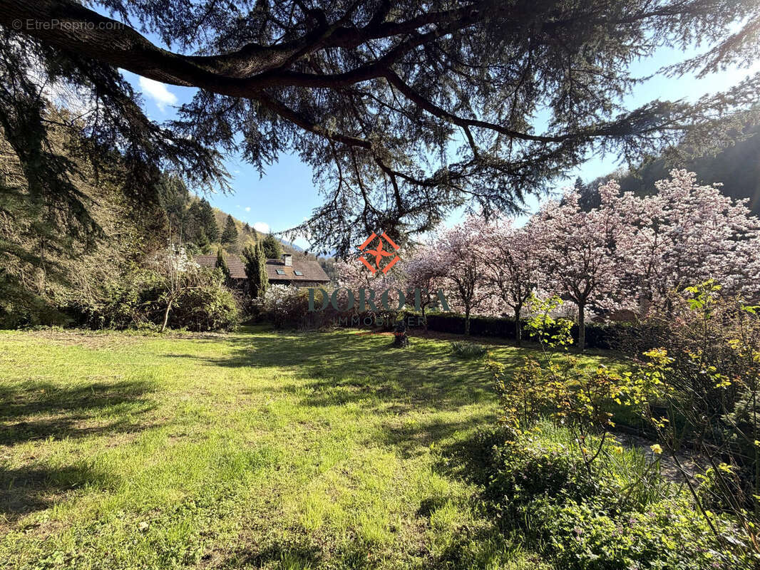 Maison à SAINT-MARTIN-D'URIAGE