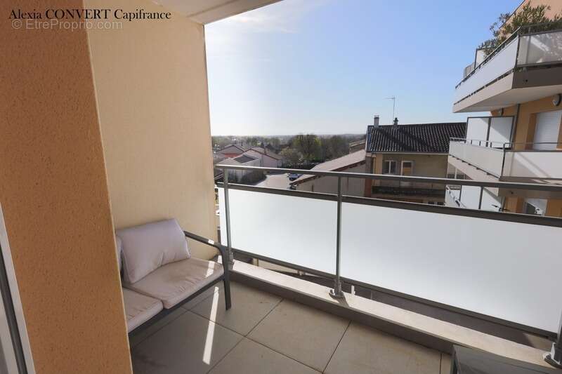 Appartement à BUELLAS