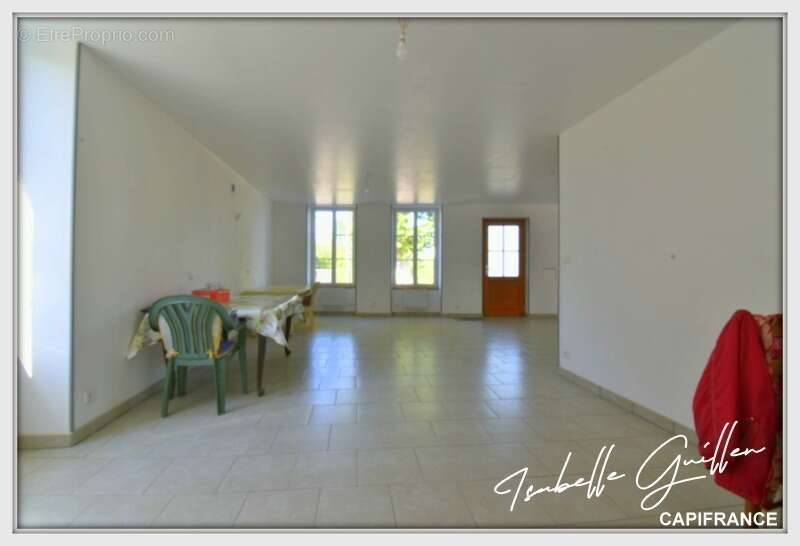 Maison à CHATEAUMEILLANT